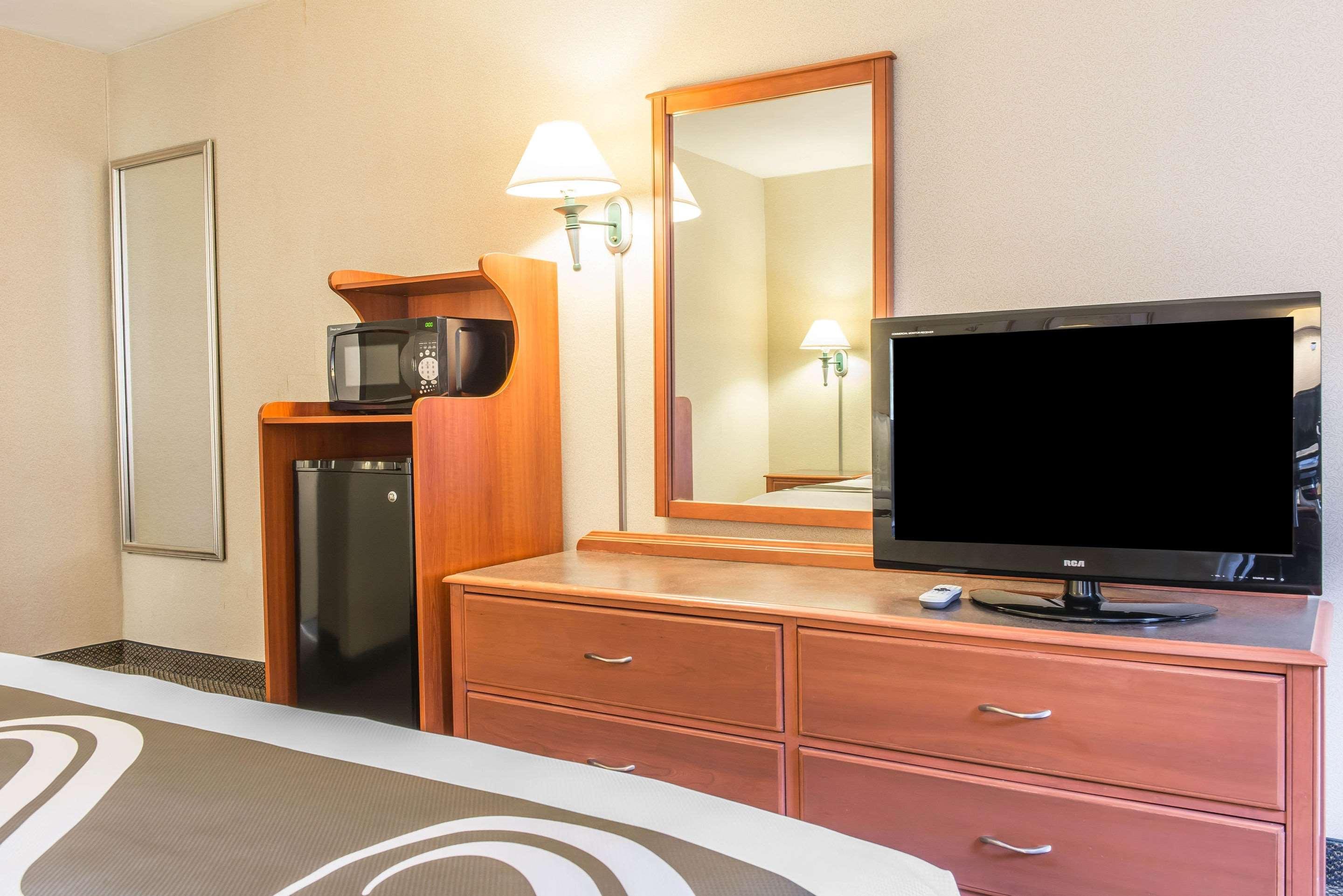 המיטג' Quality Inn מראה חיצוני תמונה