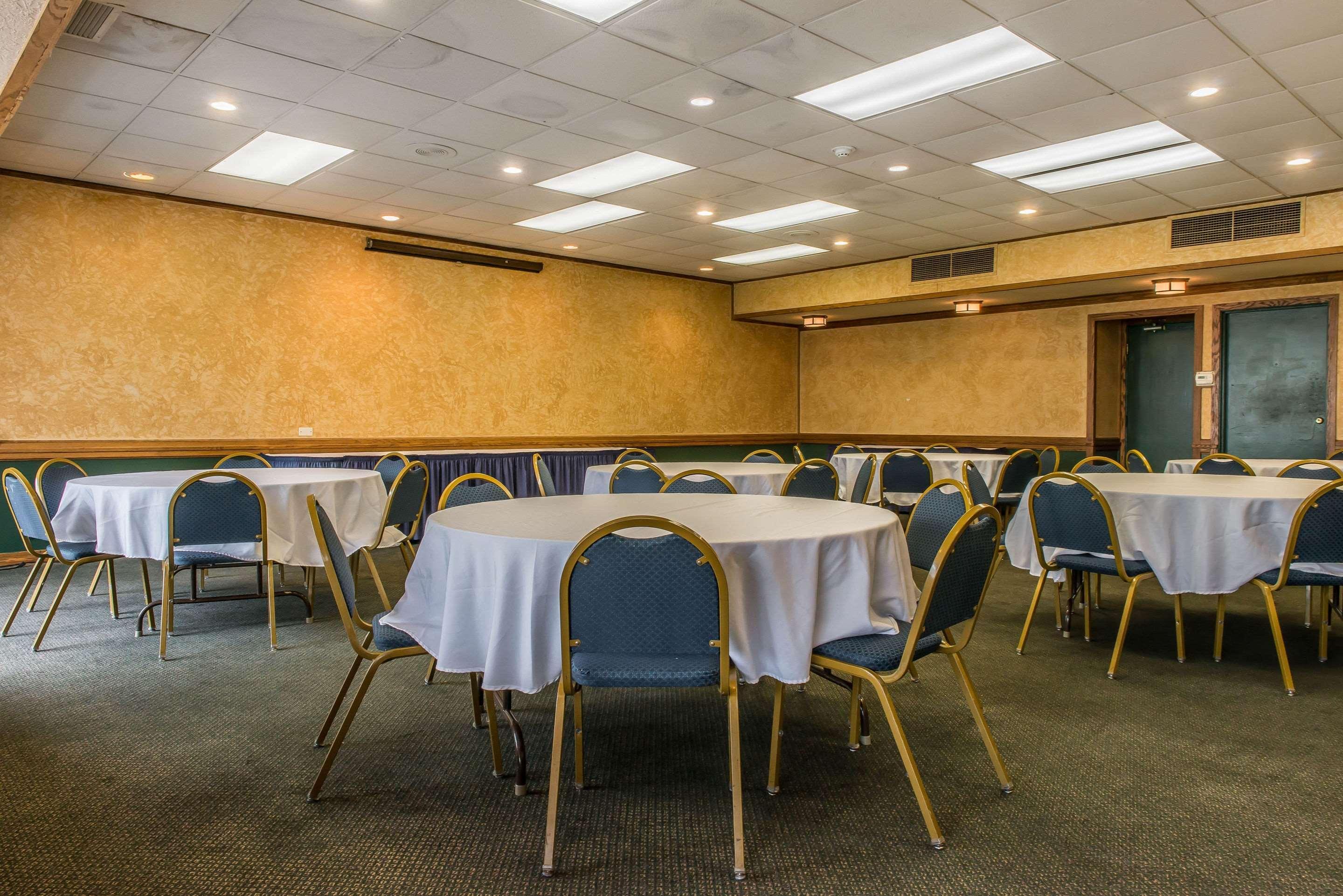 המיטג' Quality Inn מראה חיצוני תמונה