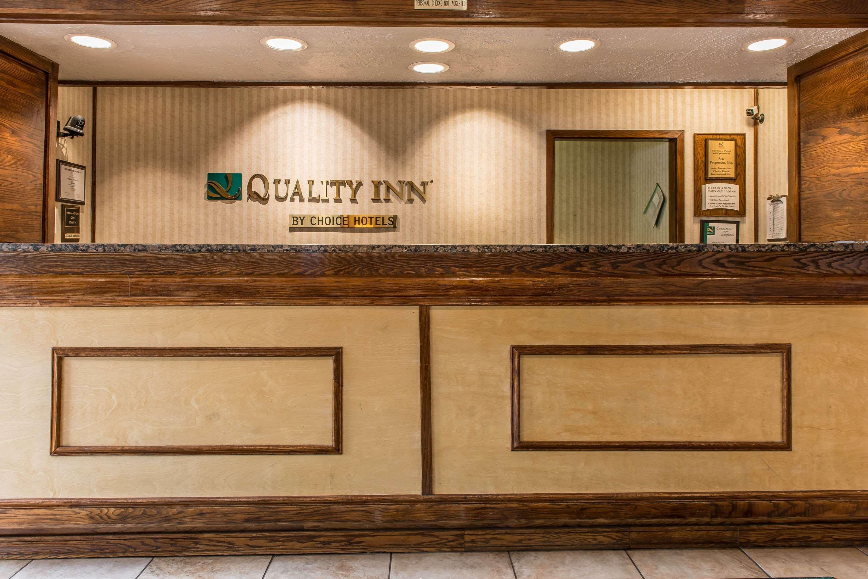 המיטג' Quality Inn מראה חיצוני תמונה