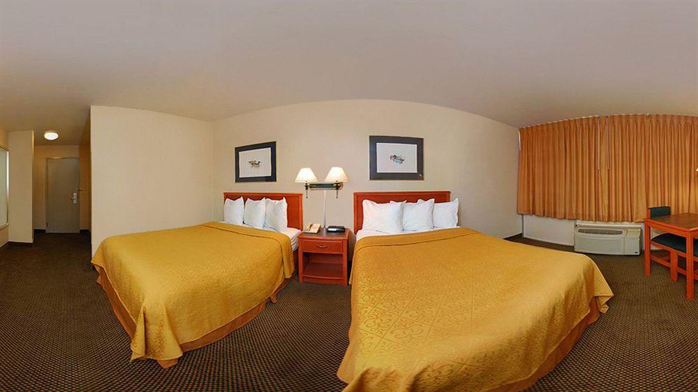 המיטג' Quality Inn מראה חיצוני תמונה